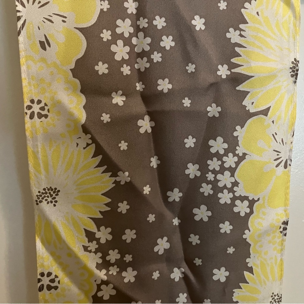 Thirty-One scarf